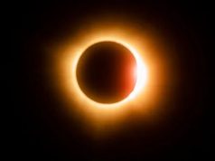 लगने जा रहा इस साल का पहला सूर्य ग्रहण, जानें भारत में दिखाई देगा या नहीं
