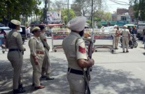 होली को लेकर हाई अलर्ट पर Punjab और Chandigarh Police , जारी किया हेल्पलाइन नंबर