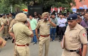 Chandigarh में प्रॉपर्टी डीलर का दिनदहाड़े मर्डर, बाइक सवार बदमाशों ने की 8 राउंड फायरिंग