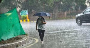 Jalandhar में बारिश से बदला मौसम:तापमान में गिरावट आने से हल्की ठंड बढ़ी