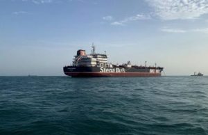 होर्मुज स्ट्रेट पर ईरान की सख्त चेतावनी, IRGC ने कहा- ‘एक लीटर तेल भी नहीं ले जाने देगा ईरान’