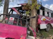 Phagwara :बेकाबू होकर पेड़ से टकराई, 12 यात्री घायल; मुकंदपुर से फगवाड़ा जा रही थी