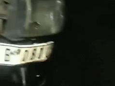 Jalandhar में खंभे से टकराई तेज रफ्तार बाइक:बेसुध हुआ शख्स, राहगीर ने परिवार को किया सूचित; बची जान