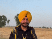 Aujla के गाने पर सिद्धू की नई रील:Amritsar में काला कुर्ता और गले में पहना कंठा, गाना लगाया- गबरू पुत्त पंजाब दा