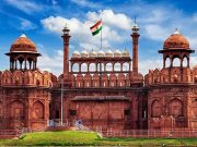 Delhi के लाल किले को मिली बम से उड़ाने की धमकी, मचा हड़कंप