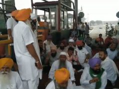 Punjab में किसानों का हल्लाबोल, सभी टोल फ्री:लाडोवाल टोल प्लाजा पर बिना टैक्स गुजर रहे वाहन, धरना लगाया