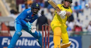 Australia wins toss, opts to bat first against India in semi-final