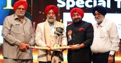 Harjeet Grewal Honored with Sikh Achiever’s Award for Promoting Gatka