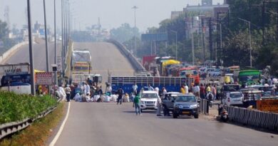 Farmers to lift road blockades in Punjab, agitation to continue