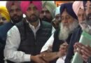 Sukhbir Badal and Akali leaders seek forgiveness at Akal Takht following religious sentence