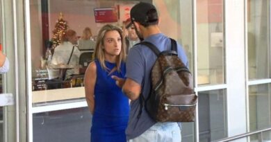 Virat Kohli confronts journalist over cameras at Melbourne airport, video sparks debate