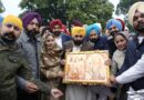 PAYS OBEISANCE AT GURDWARA SRI FATEHGARH SAHIB