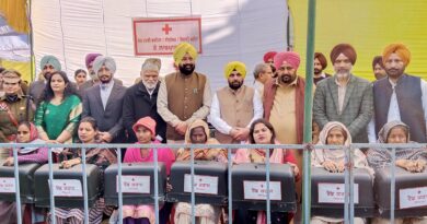 On 76th Republic Day, Cabinet Minister Harbhajan Singh ETO Unfurls National Flag in Ferozepur