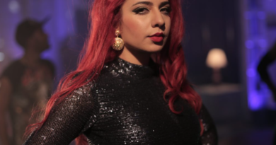 अभद्र गीत को लेकर मुश्किल में गायिका JASMINE SANDLAS , जालंधर में हुई शिकायत