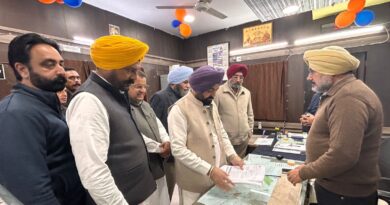 Revenue Minister Hardip Singh Mundian conducts surprise check of Bathinda Tehsil Office