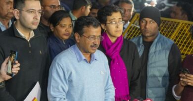 Kejriwal, Atishi meet EC, allege voter intimidation ahead of Delhi polls