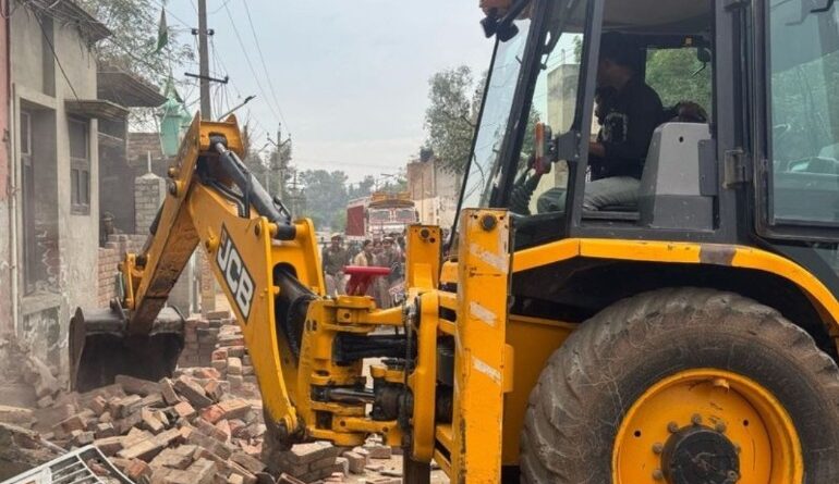 Kotkapura police demolish houses of five drug peddlers in major crackdown