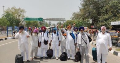 Over 5,800 Sikh pilgrims return from Pakistan after Baisakhi celebrations