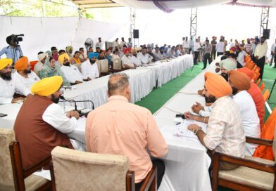 LOK MILNIS AIMED AT GIVING FILLIP TO DEVELOPMENT OF VILLAGES AND REDRESSING GRIEVANCES OF PEOPLE: CM
