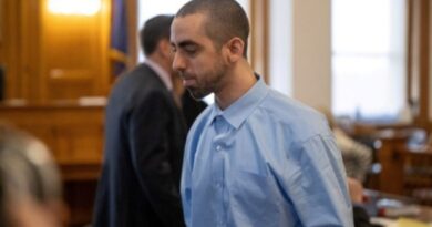 Salman Rushdie attacker sentenced to 25 years in prison for attempted murder