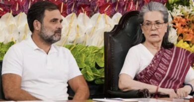 Rouse Avenue court issues notices to Sonia, Rahul Gandhi in National Herald case