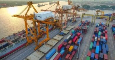 India suspends all maritime links with Pakistan, bans Pakistani ships from ports