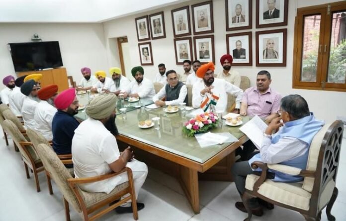 Minister Dhaliwal Meets Governor